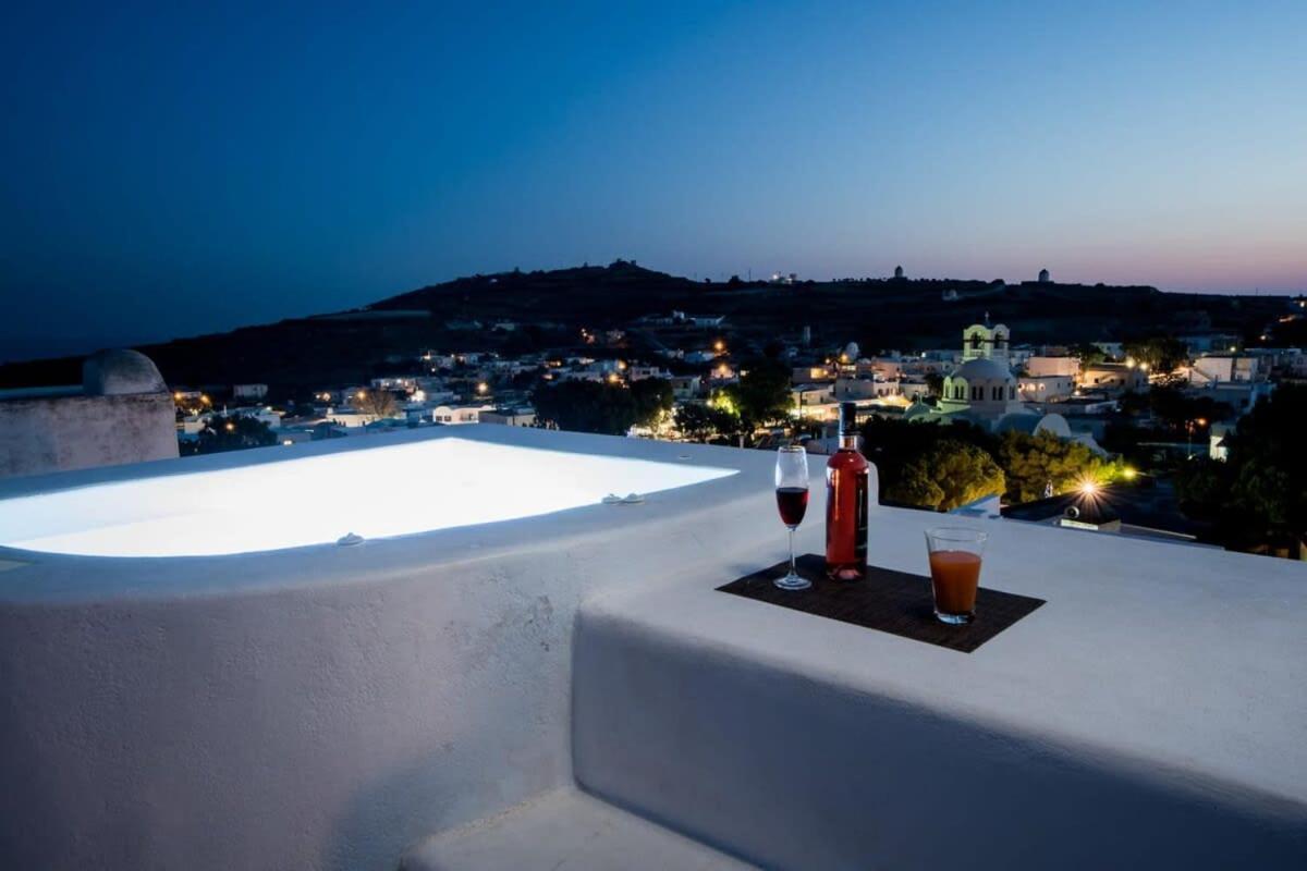 The Luna Suite With Jacuzzi Emporio  Buitenkant foto